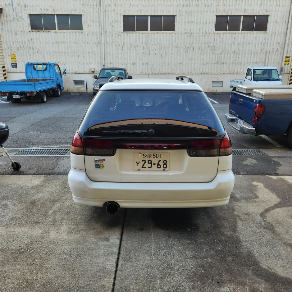 Daniel Vera's 1998 Legacy GT (GT-B Limited)
