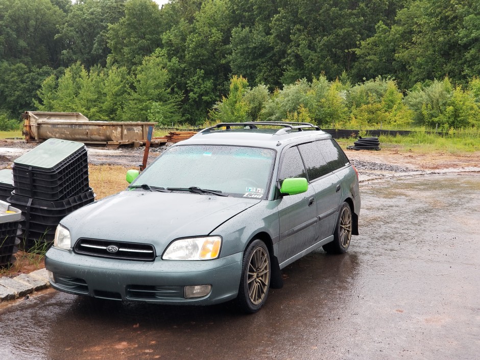Jonathan Padua's 2001 Legacy L 2.5 n/a L wagon