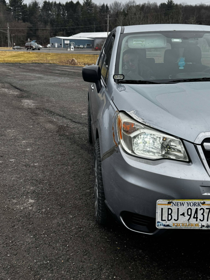 cody H's 2016 Forester 2.5i