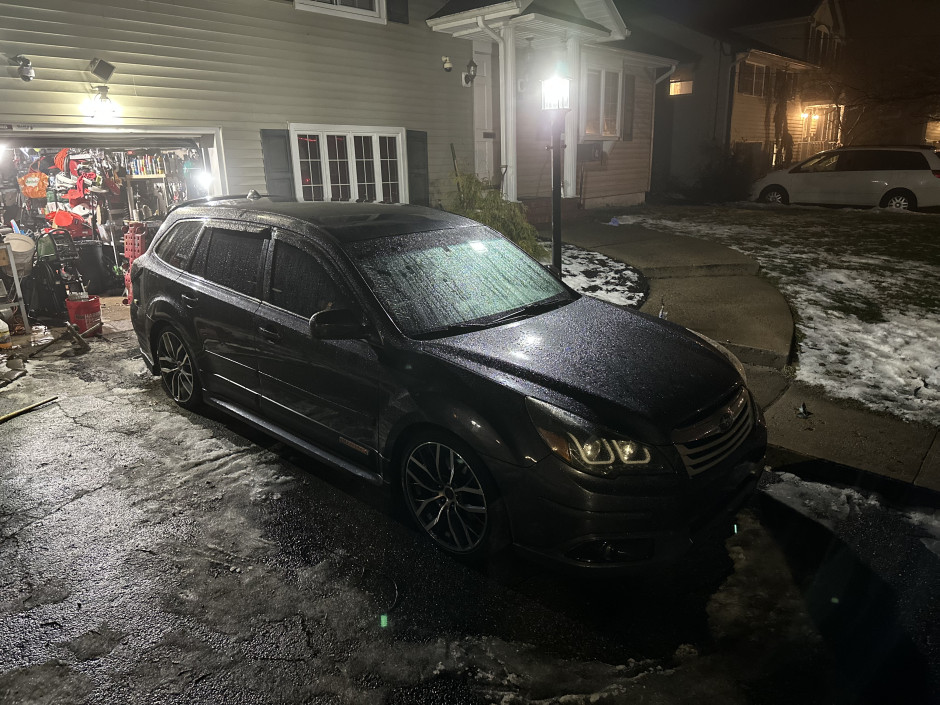 Gedas G's 2012 Outback 2.5i Premium 3.6r