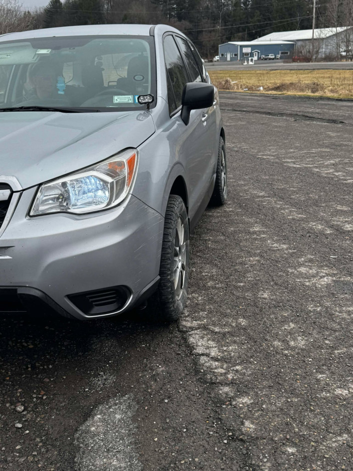 cody H's 2016 Forester 2.5i